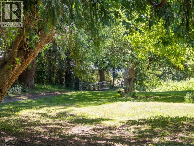 10282 PATRICK ROAD, Powell River