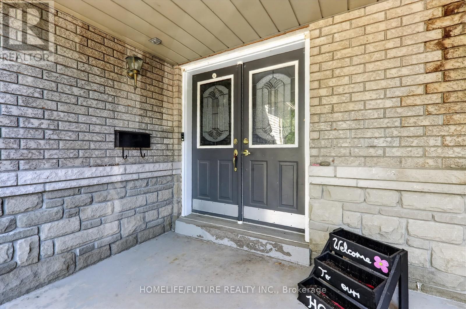 731 SWAN PLACE - 4