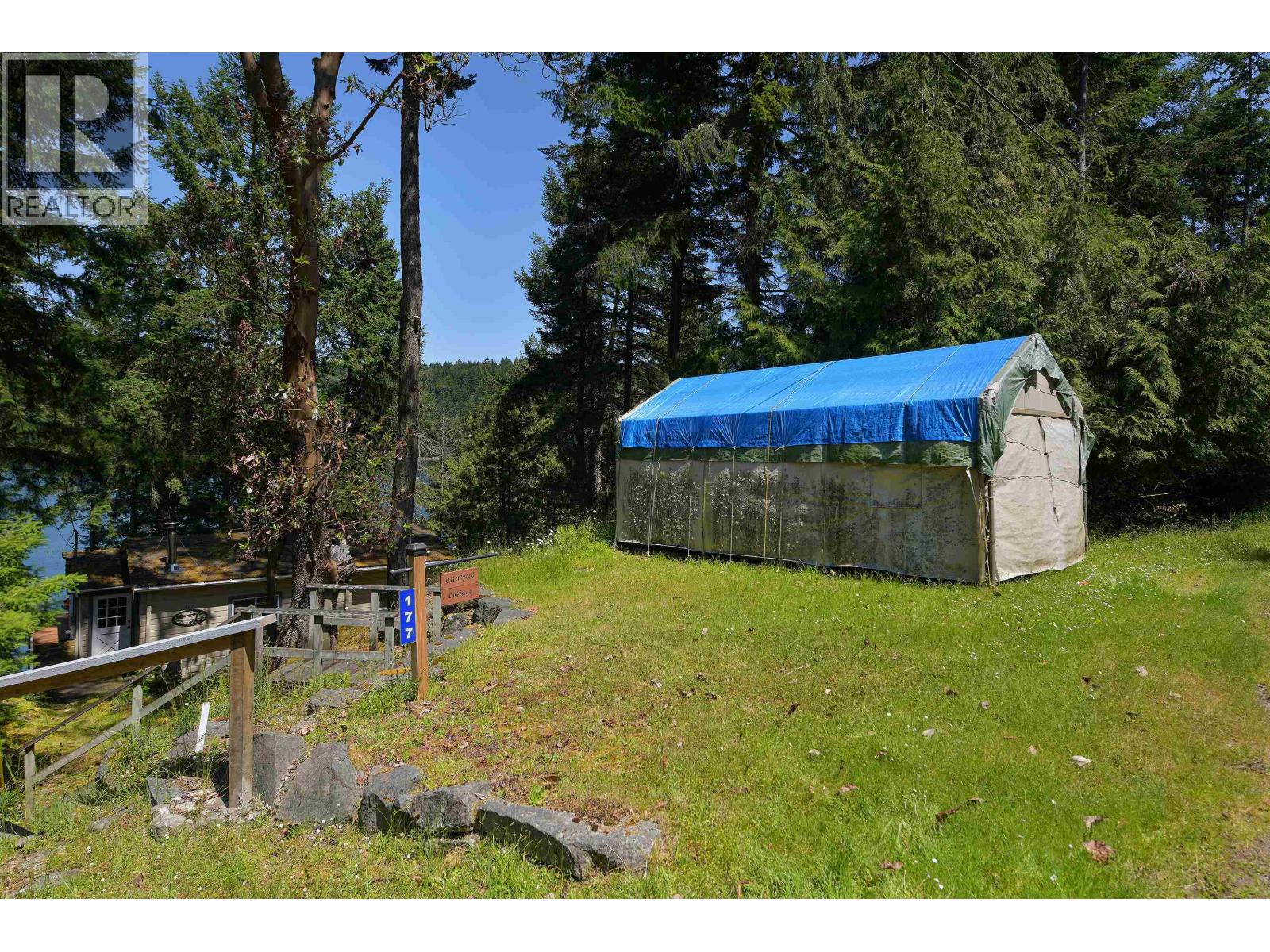 177 MARINERS WAY, Mayne Island