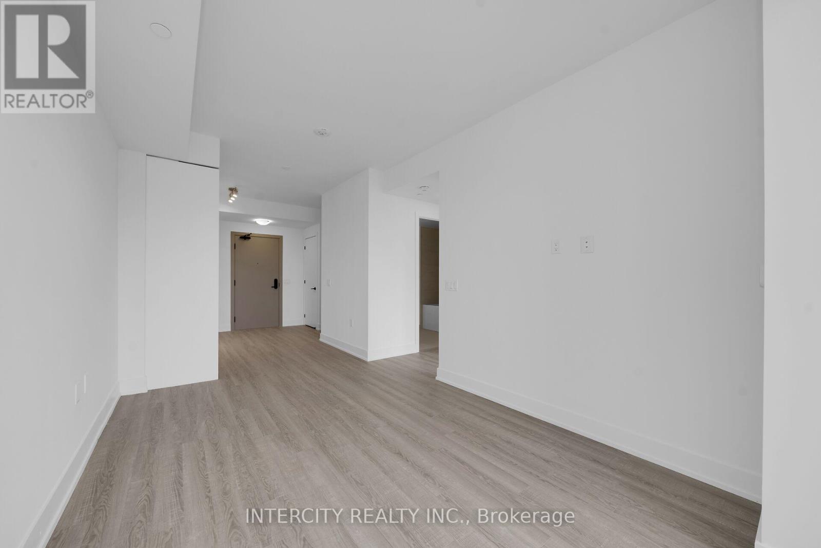 #333 2075 KING ROAD - 19
