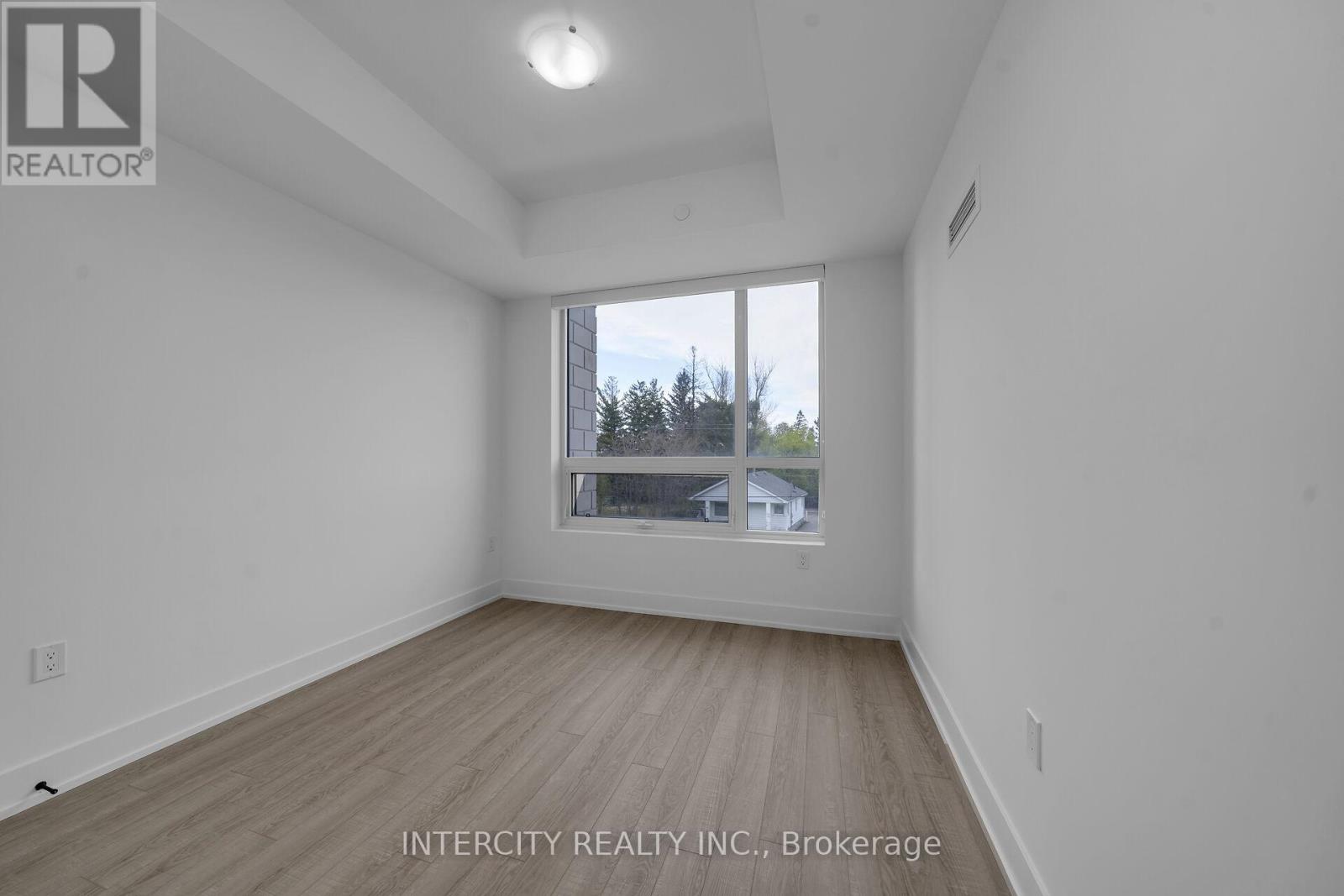 #333 2075 KING ROAD - 21