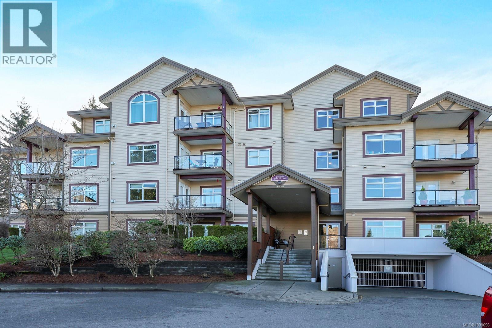 117 3666 Royal Vista Way, Courtenay