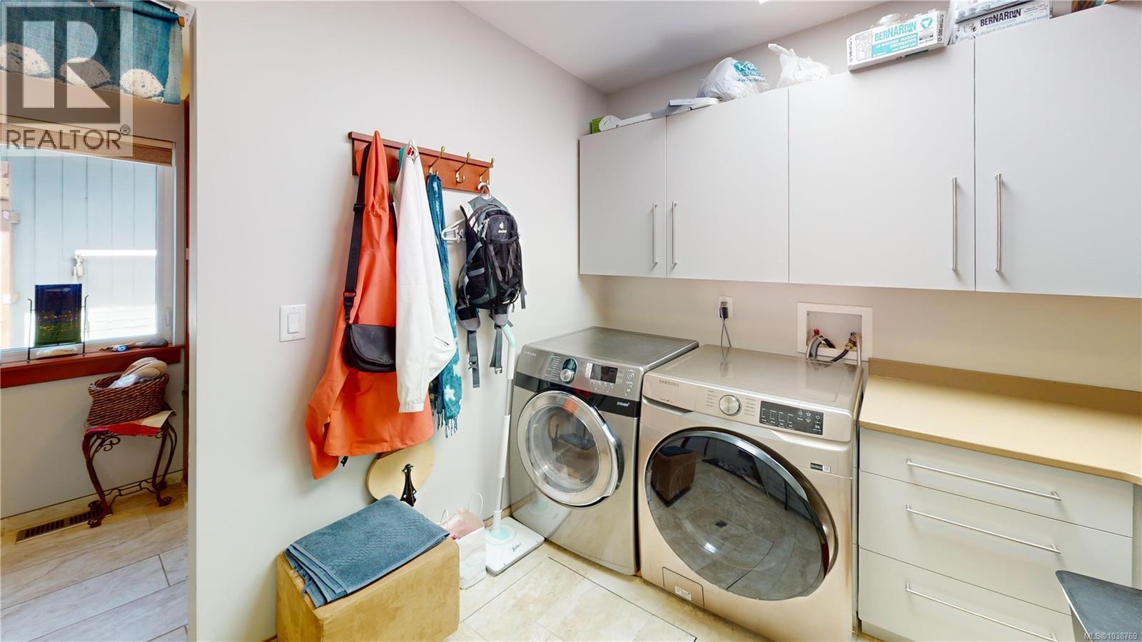 2495 Spring Beach Dr - 22