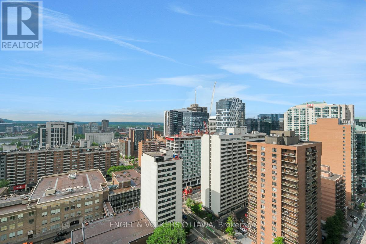 #2504 500 LAURIER AVENUE W - 33