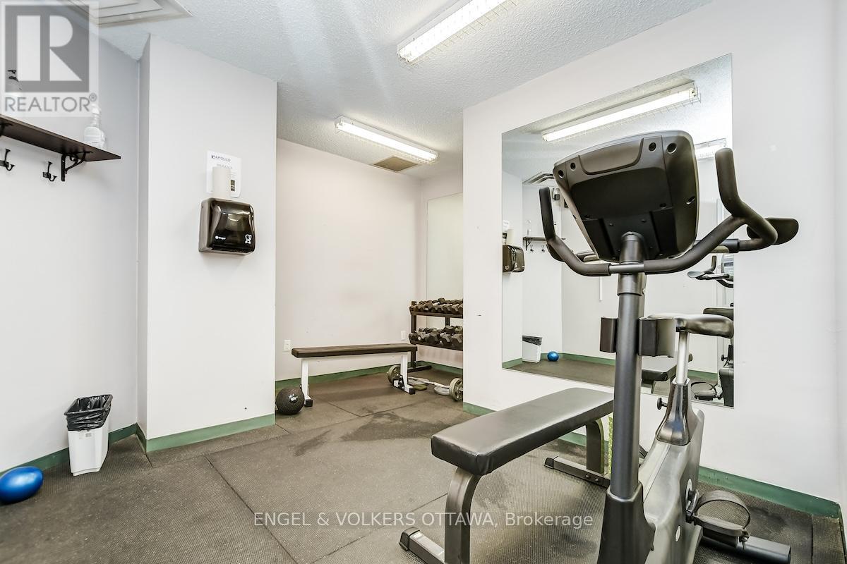 #2504 500 LAURIER AVENUE W - 43