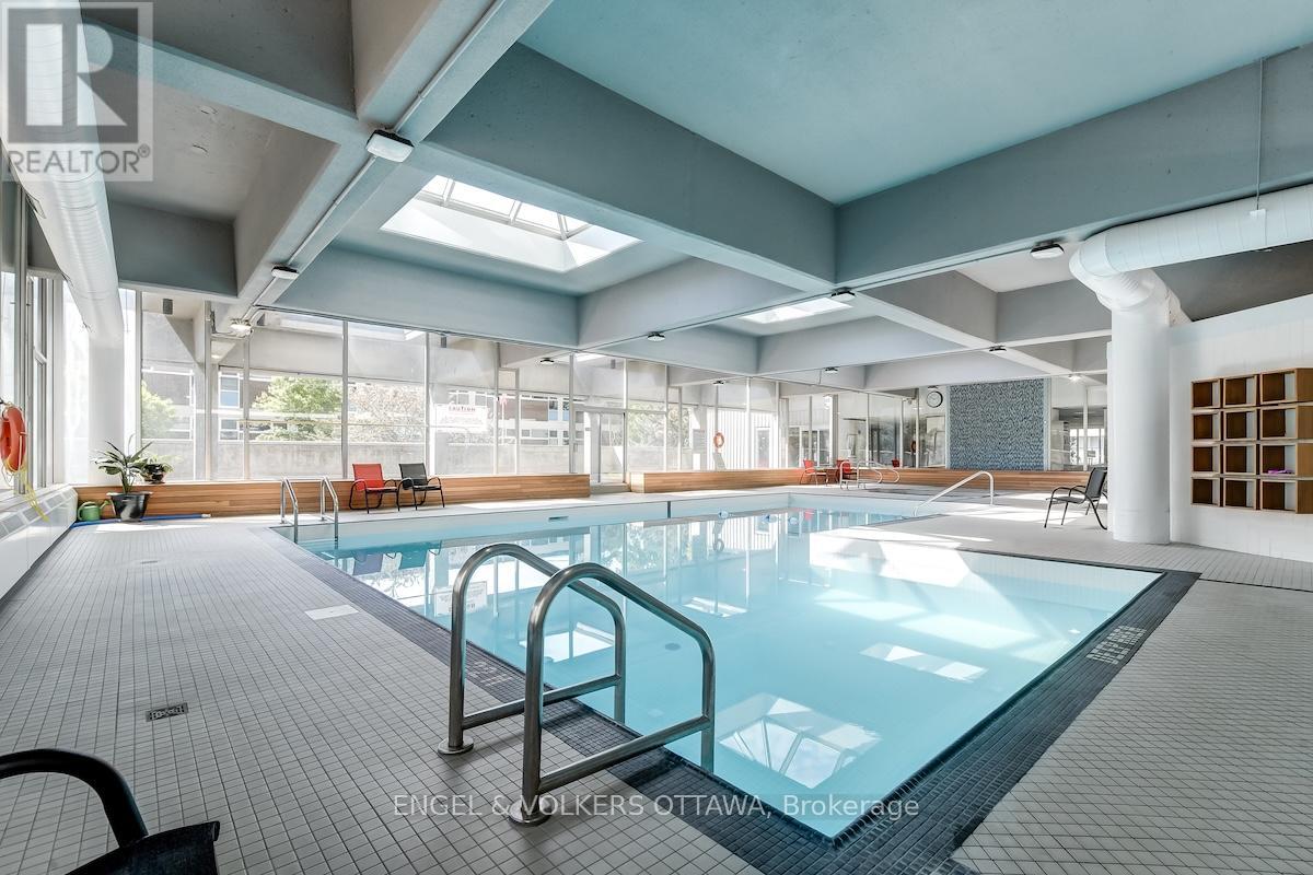 #2504 500 LAURIER AVENUE W - 44