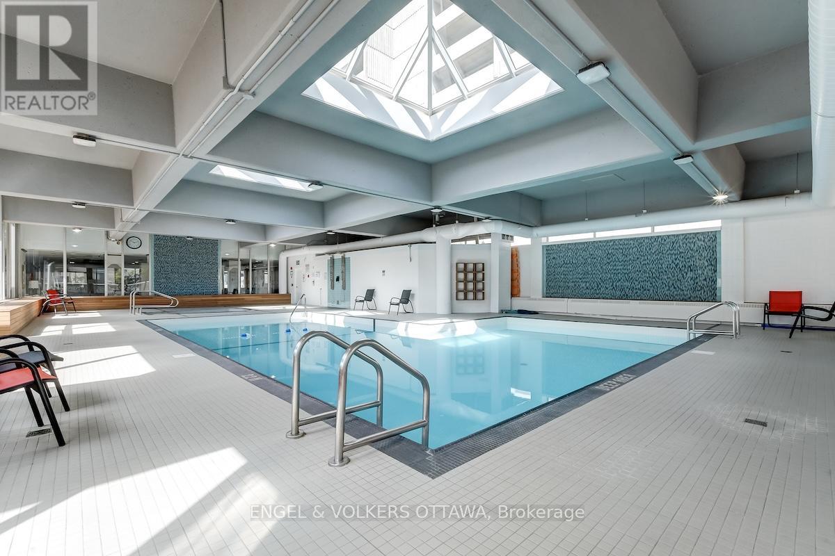 #2504 500 LAURIER AVENUE W - 45