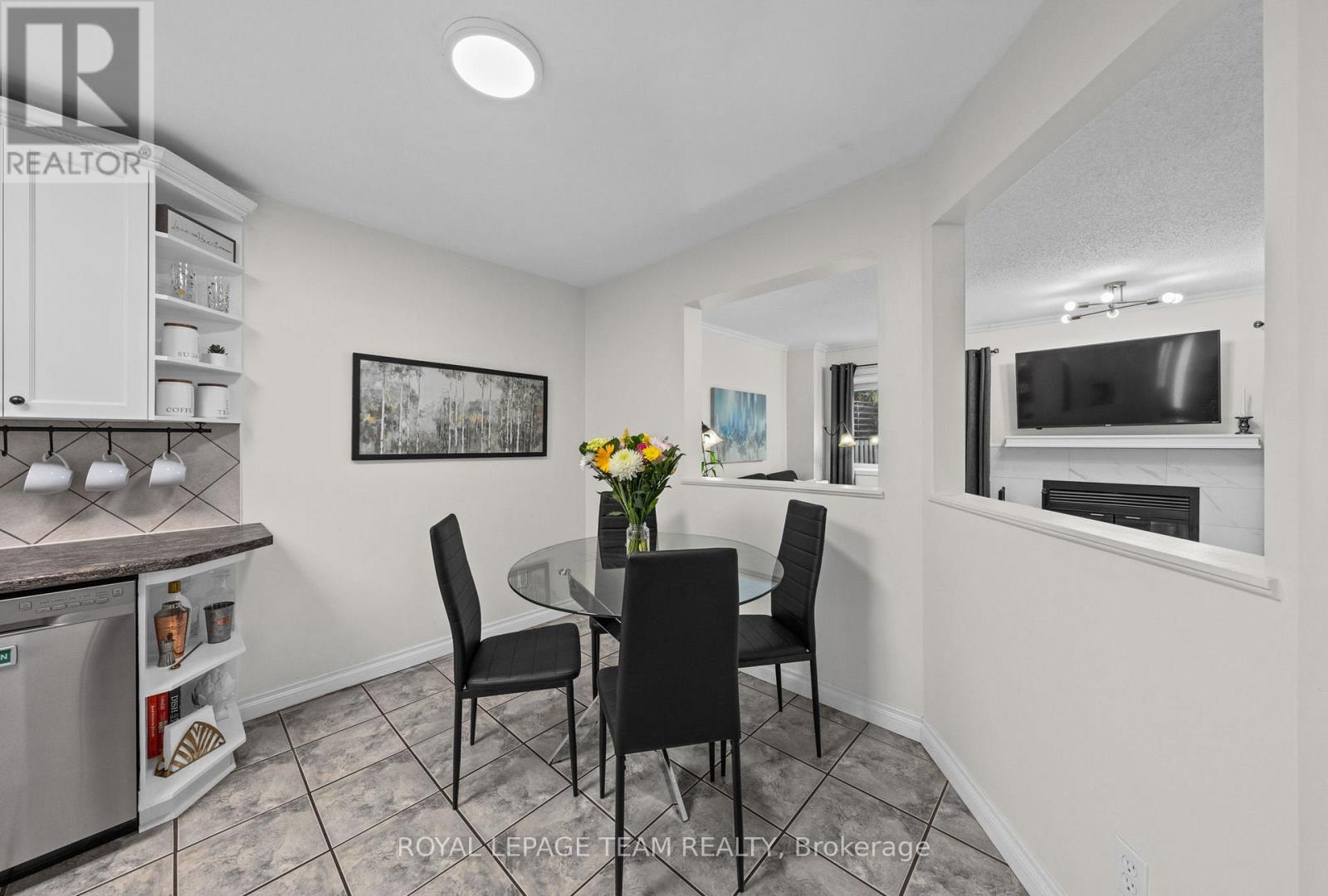 3 Bed, 2 Bath House for Sale in Ottawa – 50 SPRINGCREEK CRESCENT, Ottawa – MLS# X13231114 - Image 13