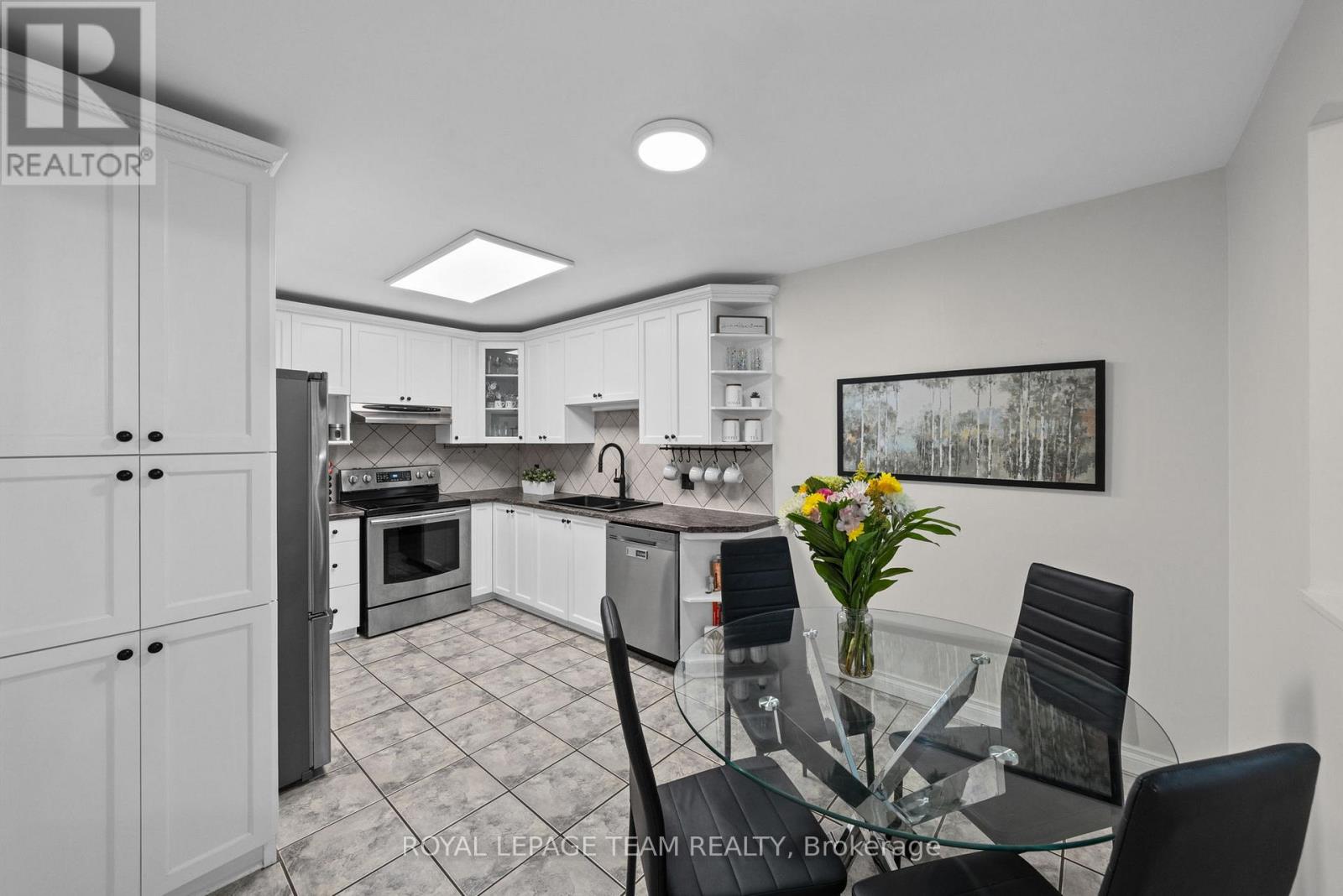 3 Bed, 2 Bath House for Sale in Ottawa – 50 SPRINGCREEK CRESCENT, Ottawa – MLS# X13231114 - Image 14