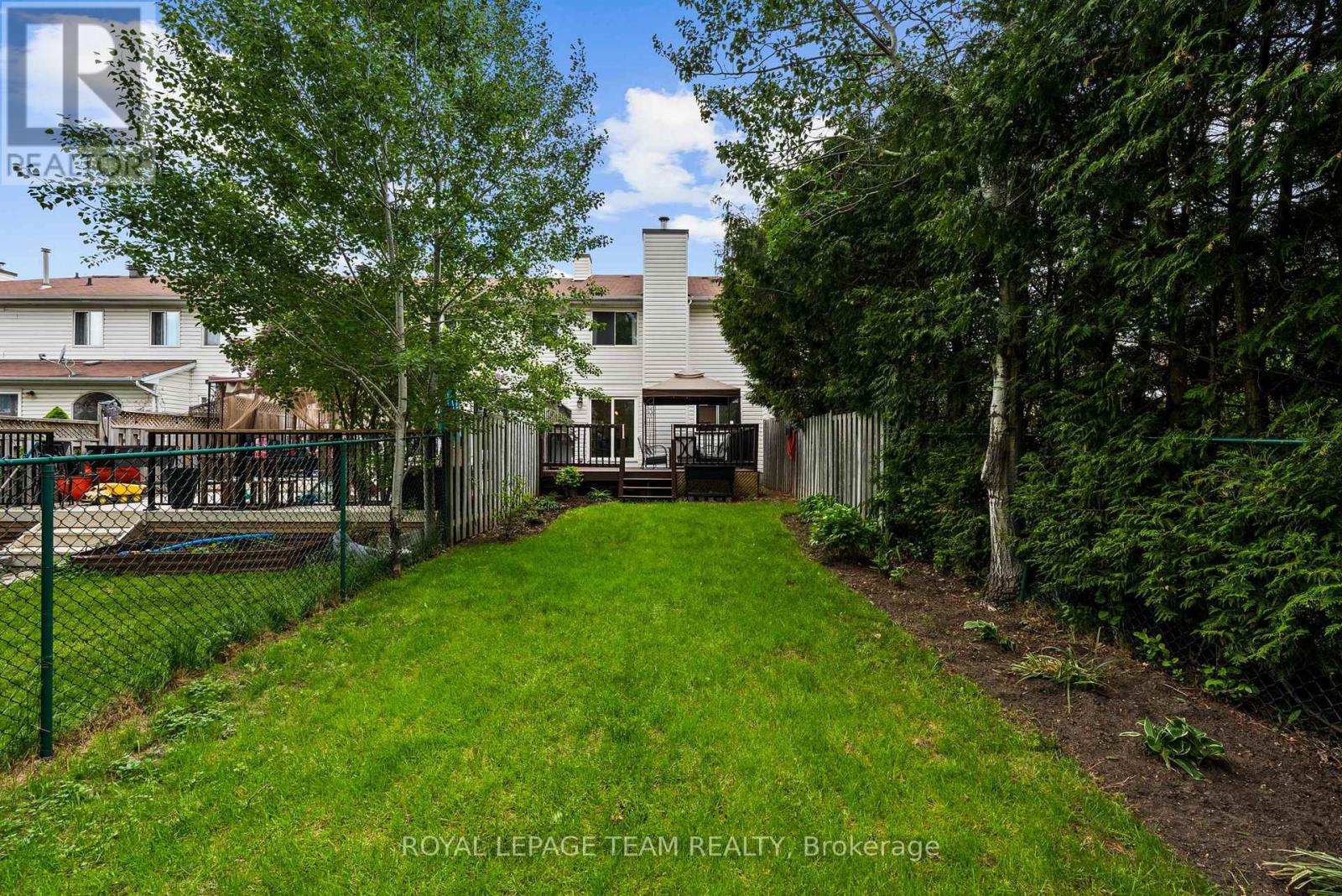 3 Bed, 2 Bath House for Sale in Ottawa – 50 SPRINGCREEK CRESCENT, Ottawa – MLS# X13231114 - Image 41