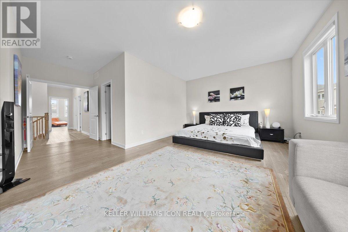 352 CLOYNE CRESCENT - 26