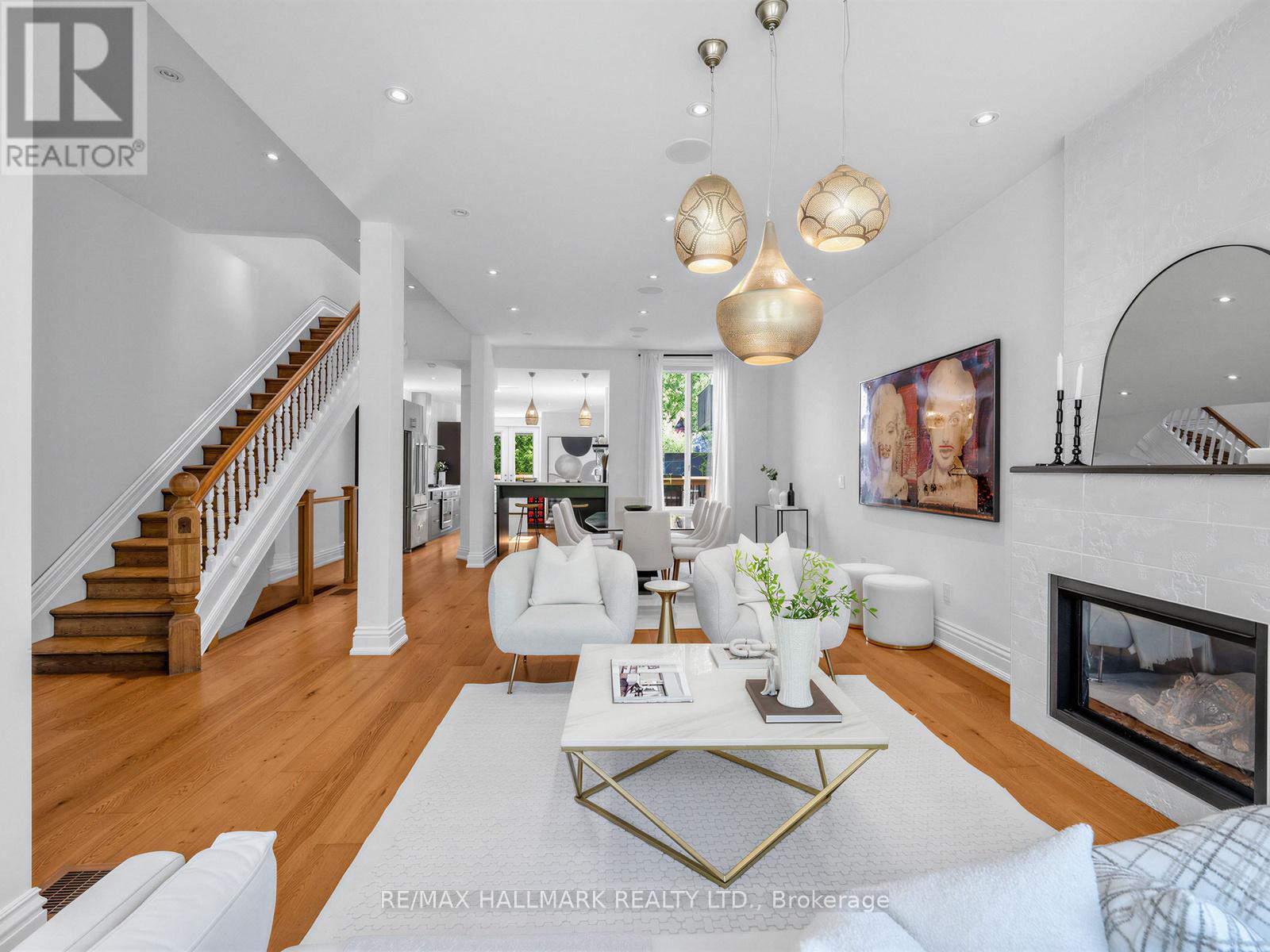 25 GRANGE AVENUE - 11