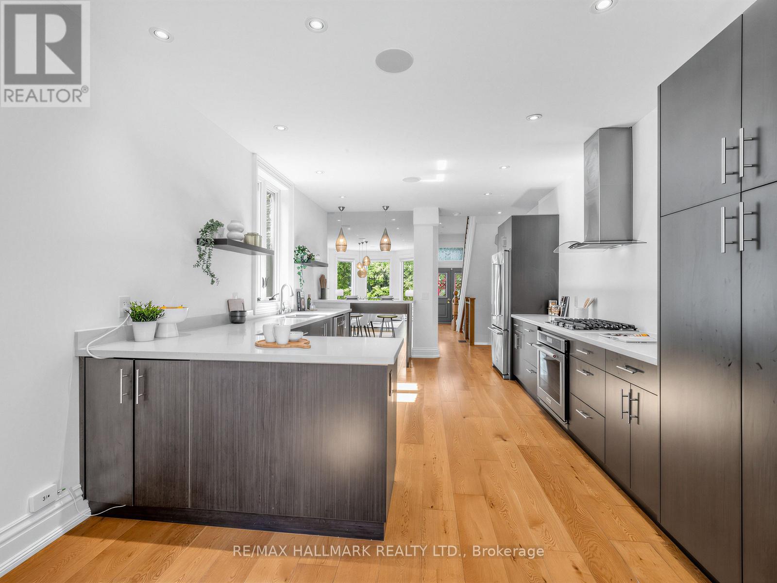 25 GRANGE AVENUE - 15