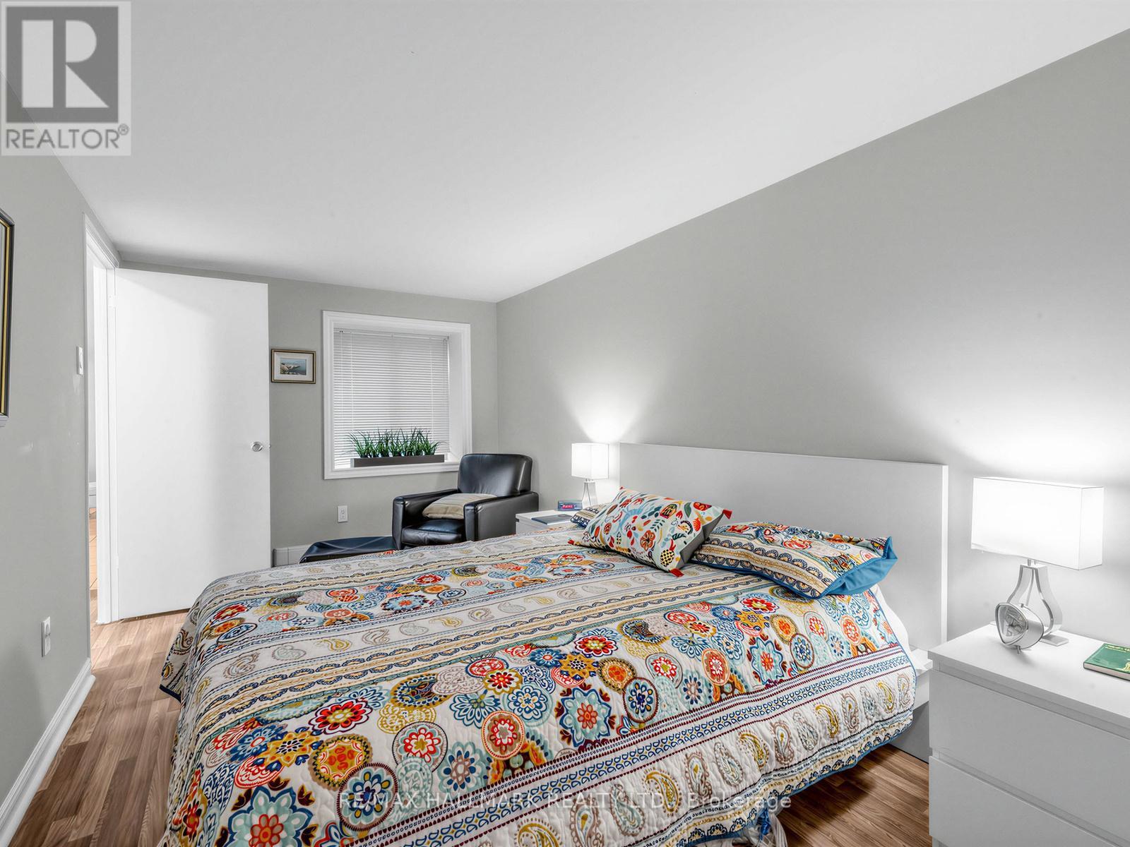 25 GRANGE AVENUE - 33