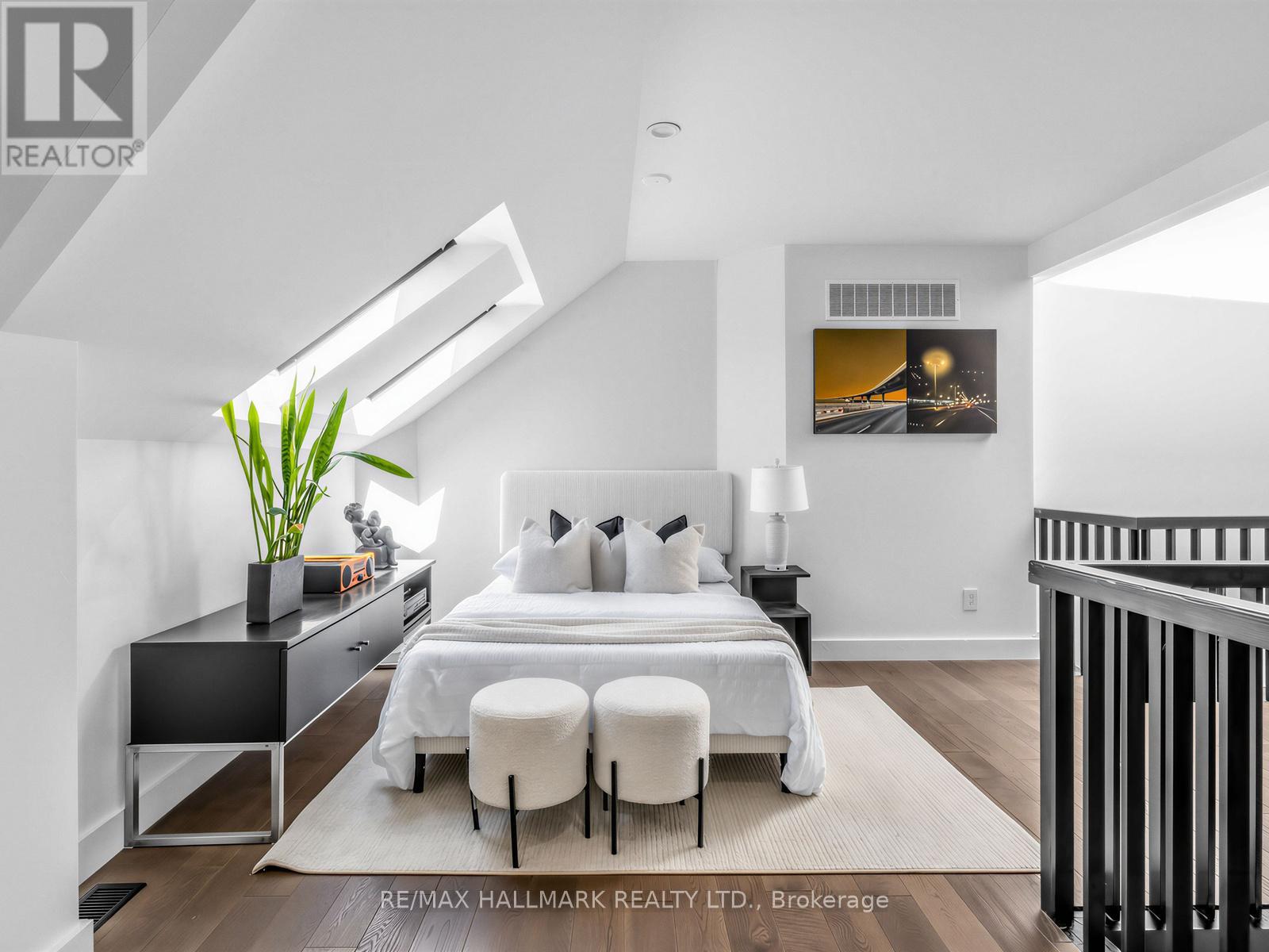 25 GRANGE AVENUE - 45