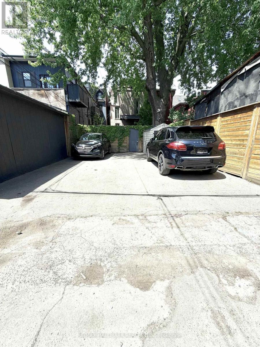 25 GRANGE AVENUE - 48