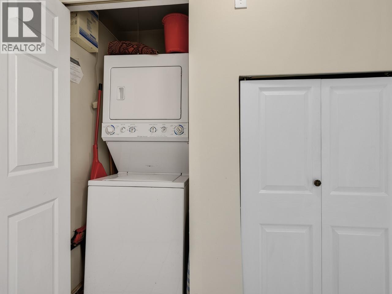 2128 ADANAC STREET — main photo