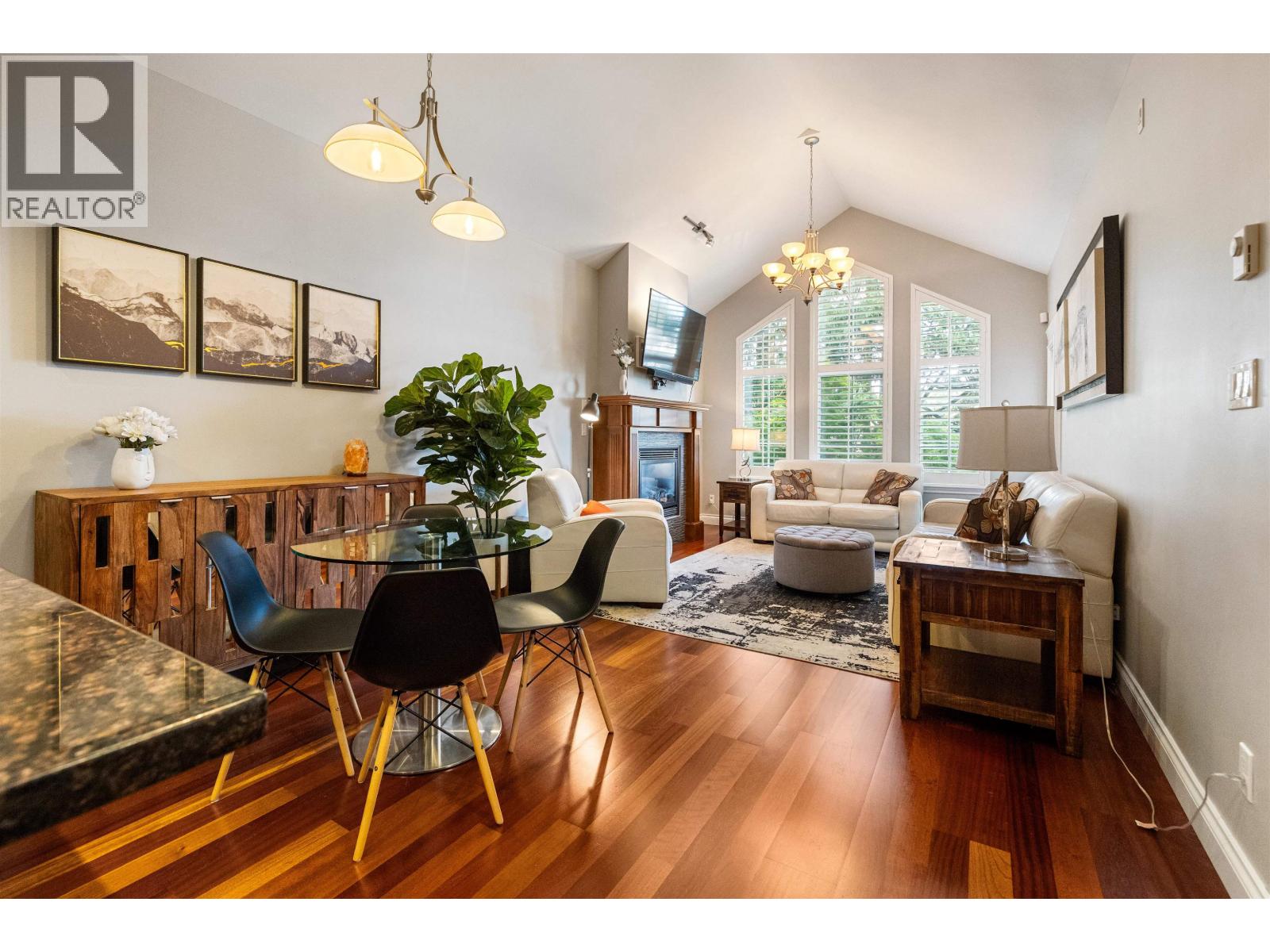 203 1642 56 STREET, Tsawwassen