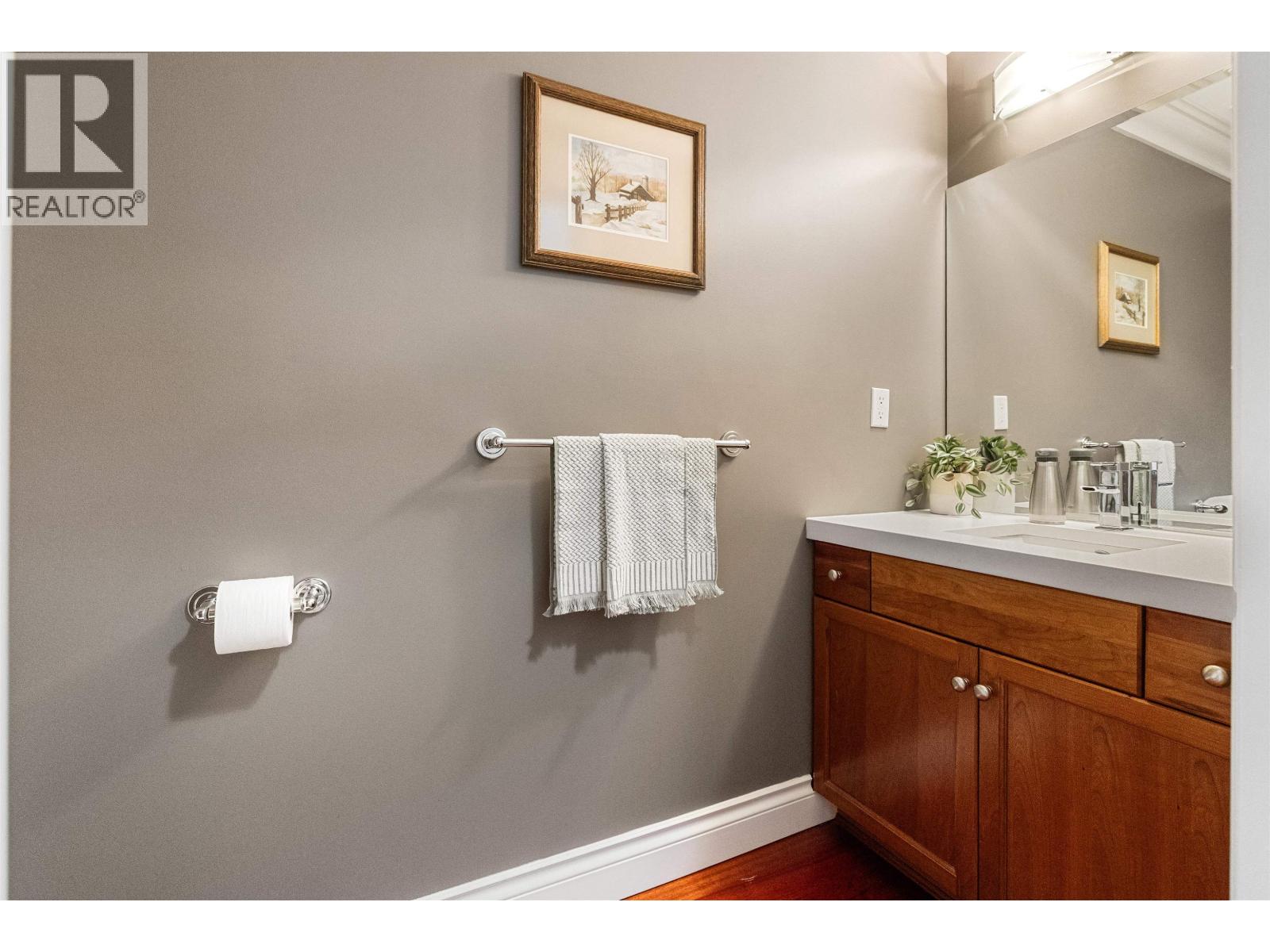 203 1642 56 STREET, Tsawwassen