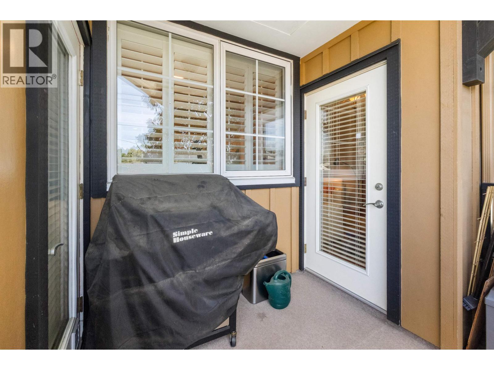 203 1642 56 STREET, Tsawwassen