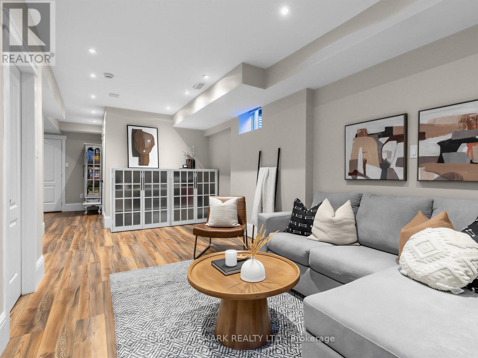 4A MIDBURN AVENUE - 35
