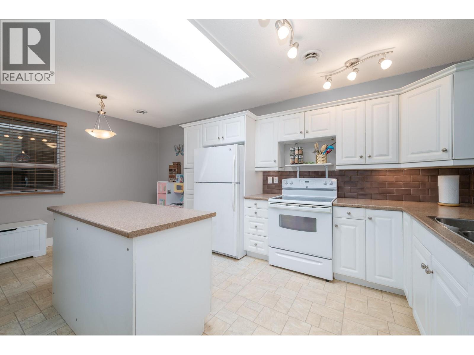 1660 Ufton Court Unit# 210, Kelowna