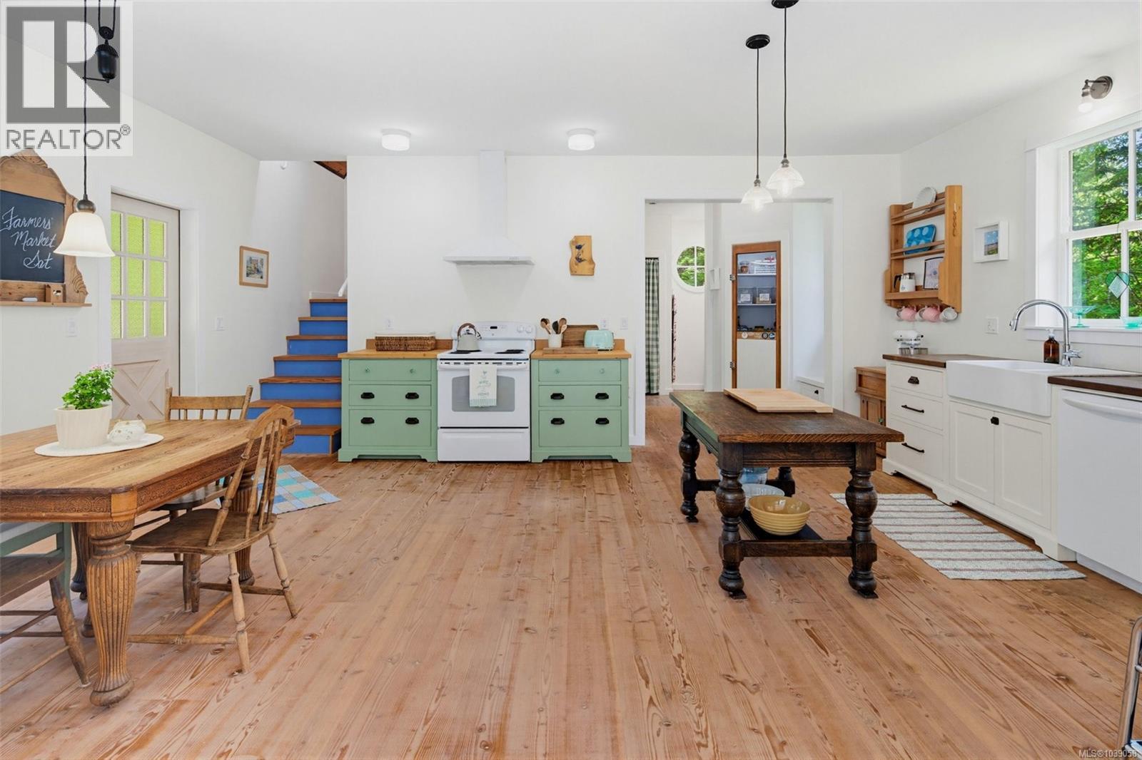 3890 Trailhead Dr - 40