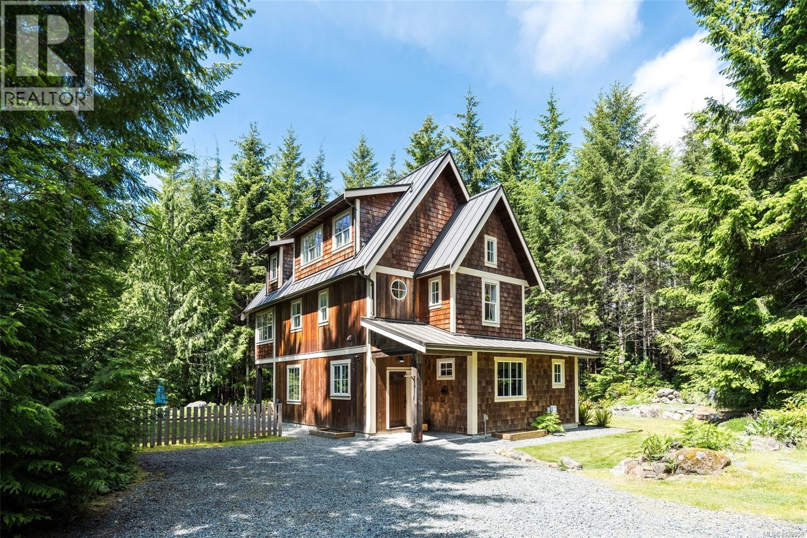 3890 Trailhead Dr - 1