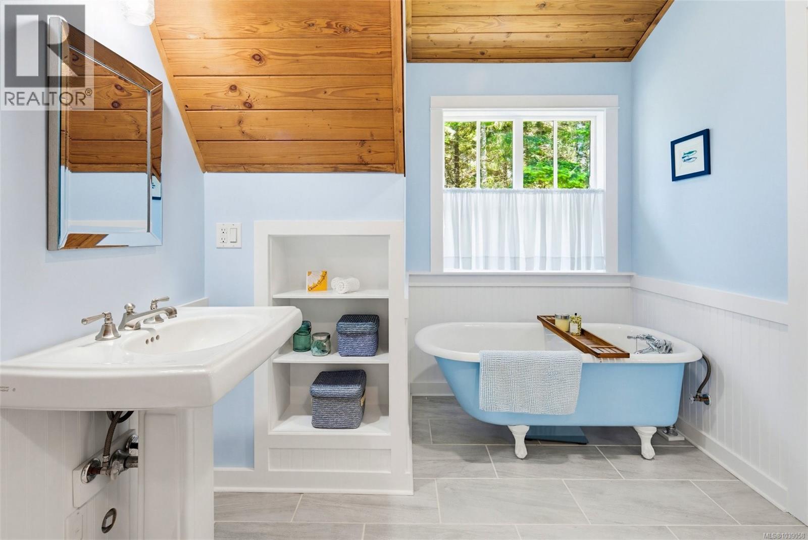 3890 Trailhead Dr - 56