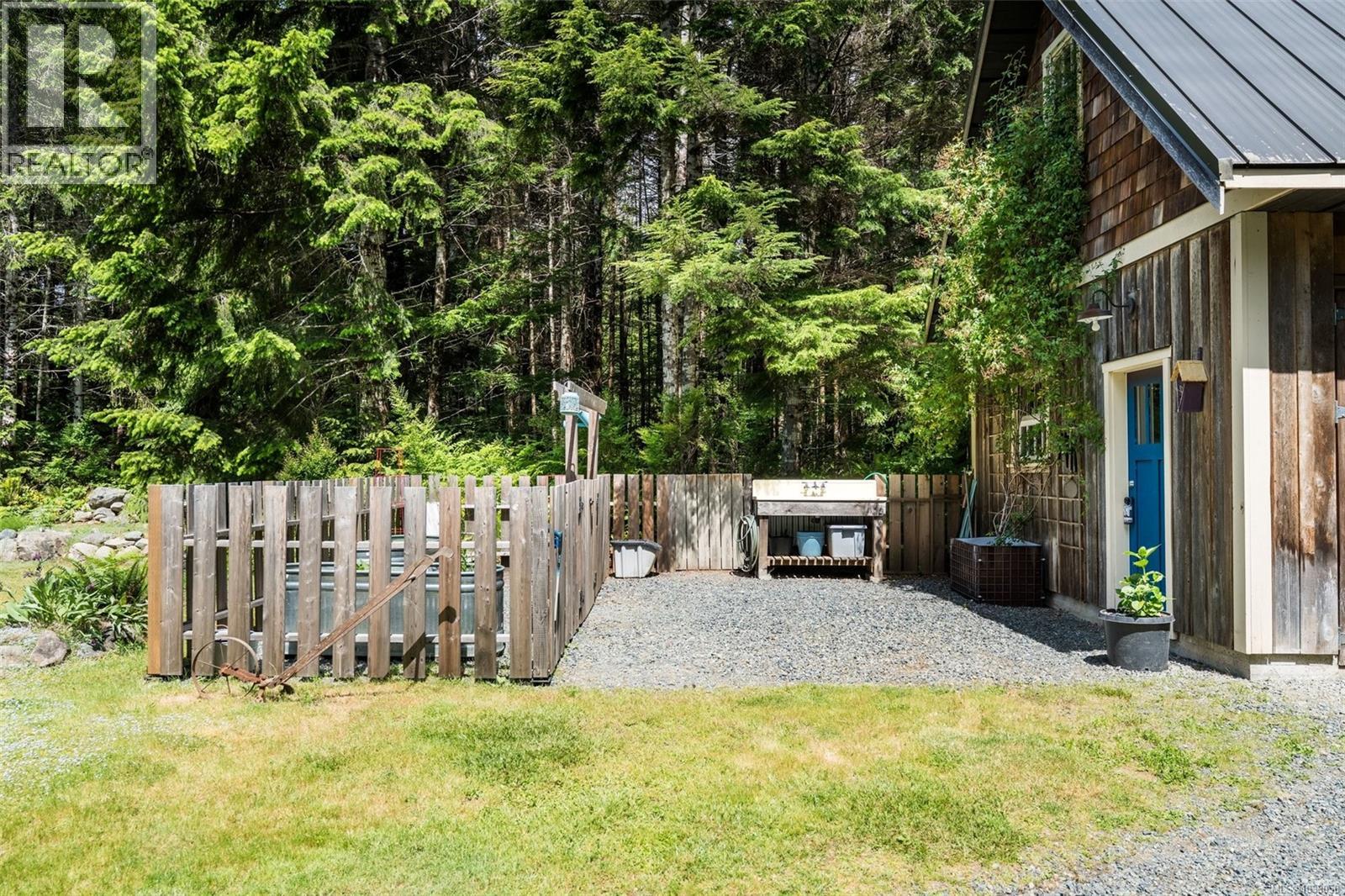 3890 Trailhead Dr - 67