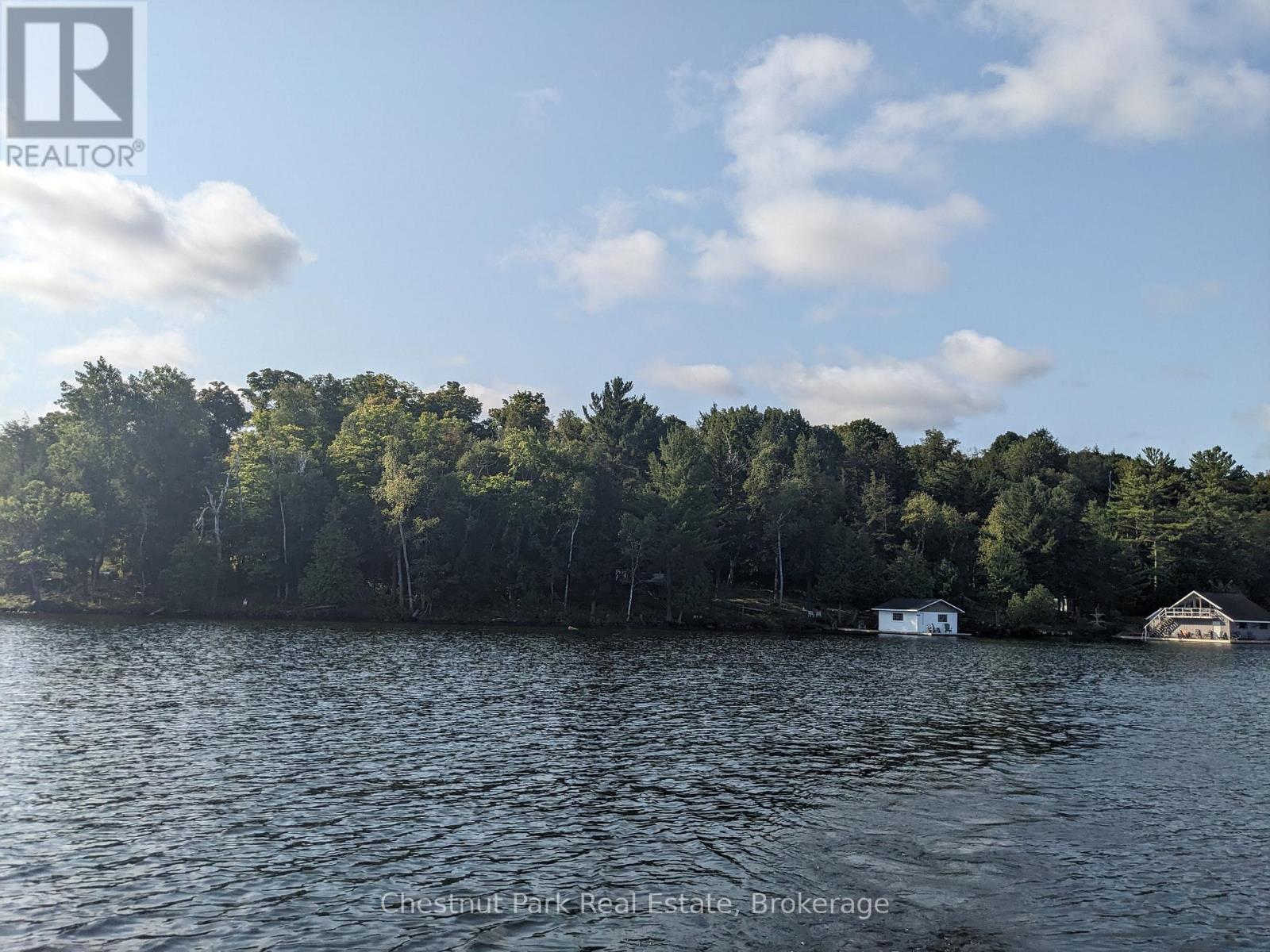 76 TOBIN ISLAND - 23