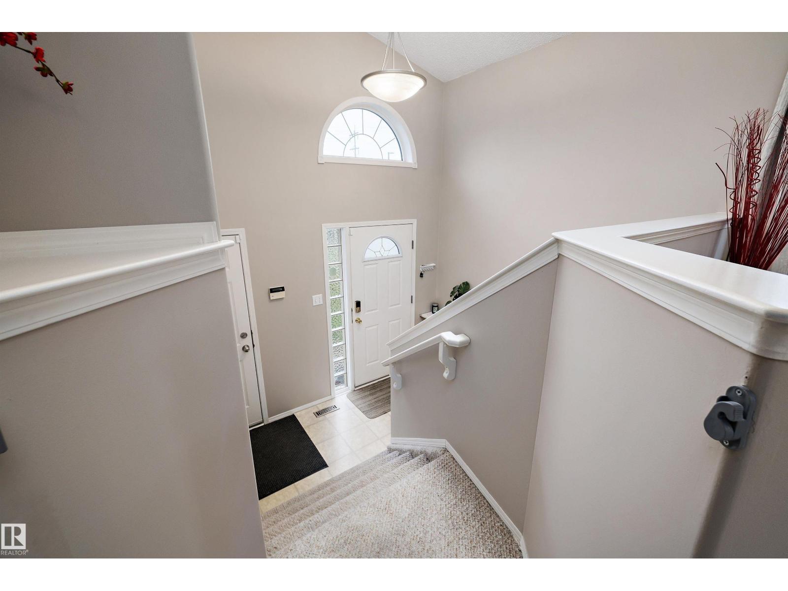9210 163 AV NW - 27