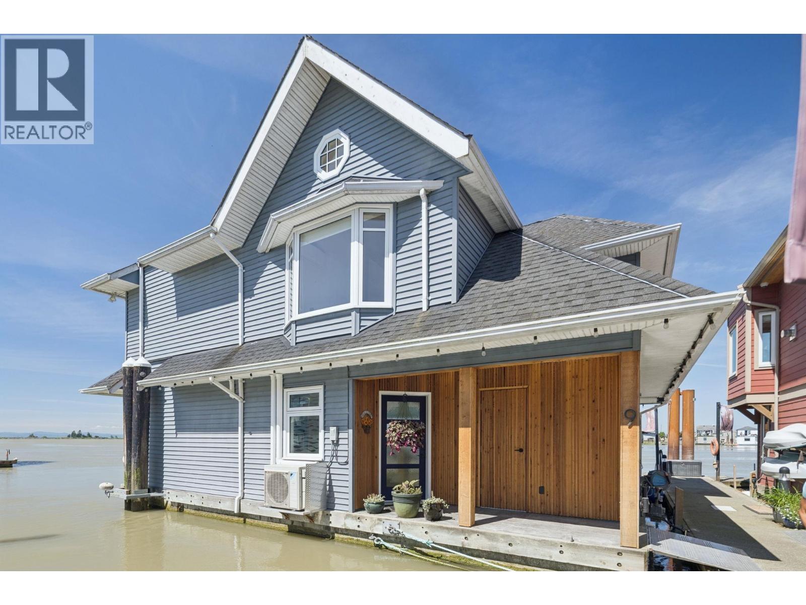 9 3473 W RIVER ROAD, Delta