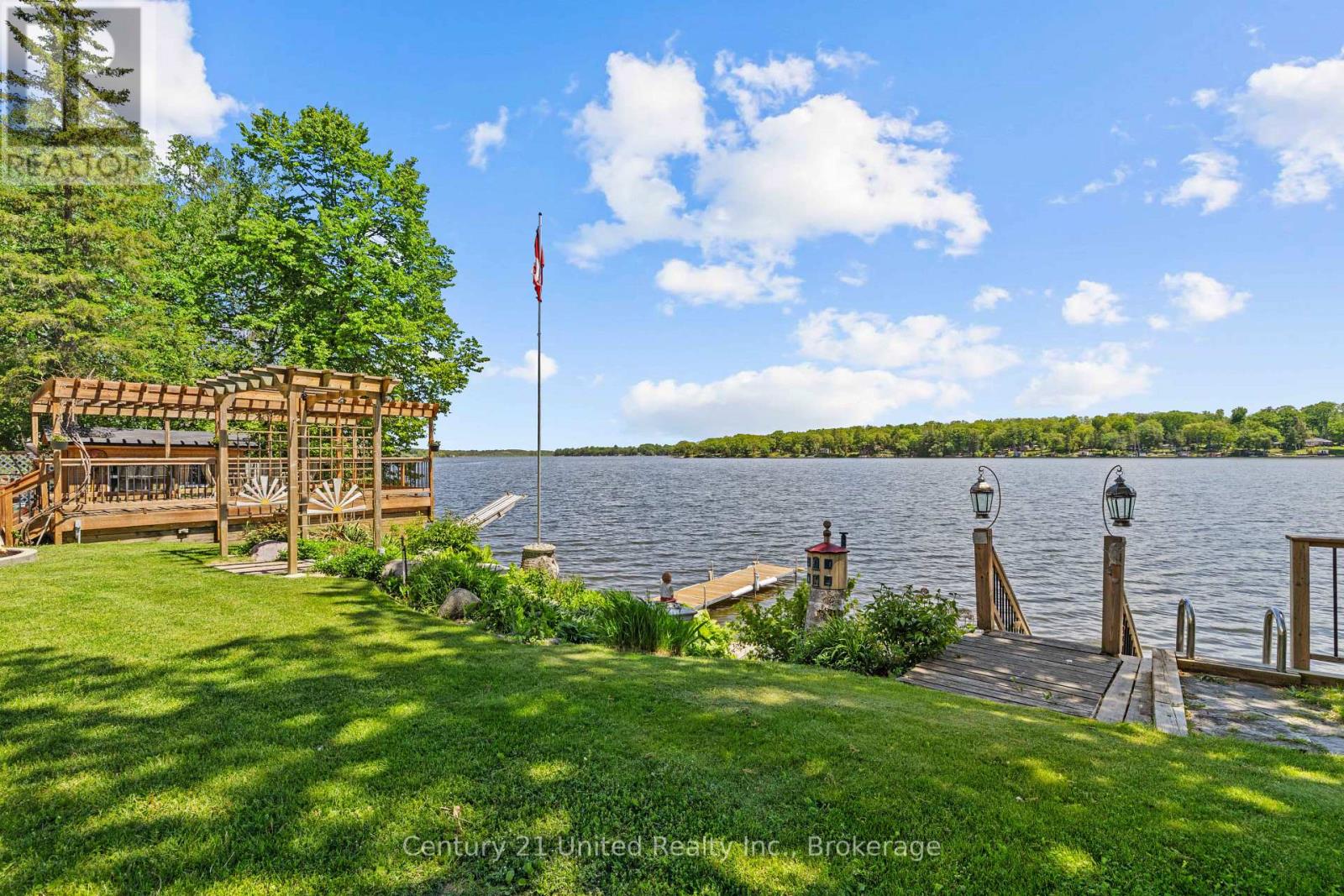 825 SOUTHVIEW DRIVE - 37
