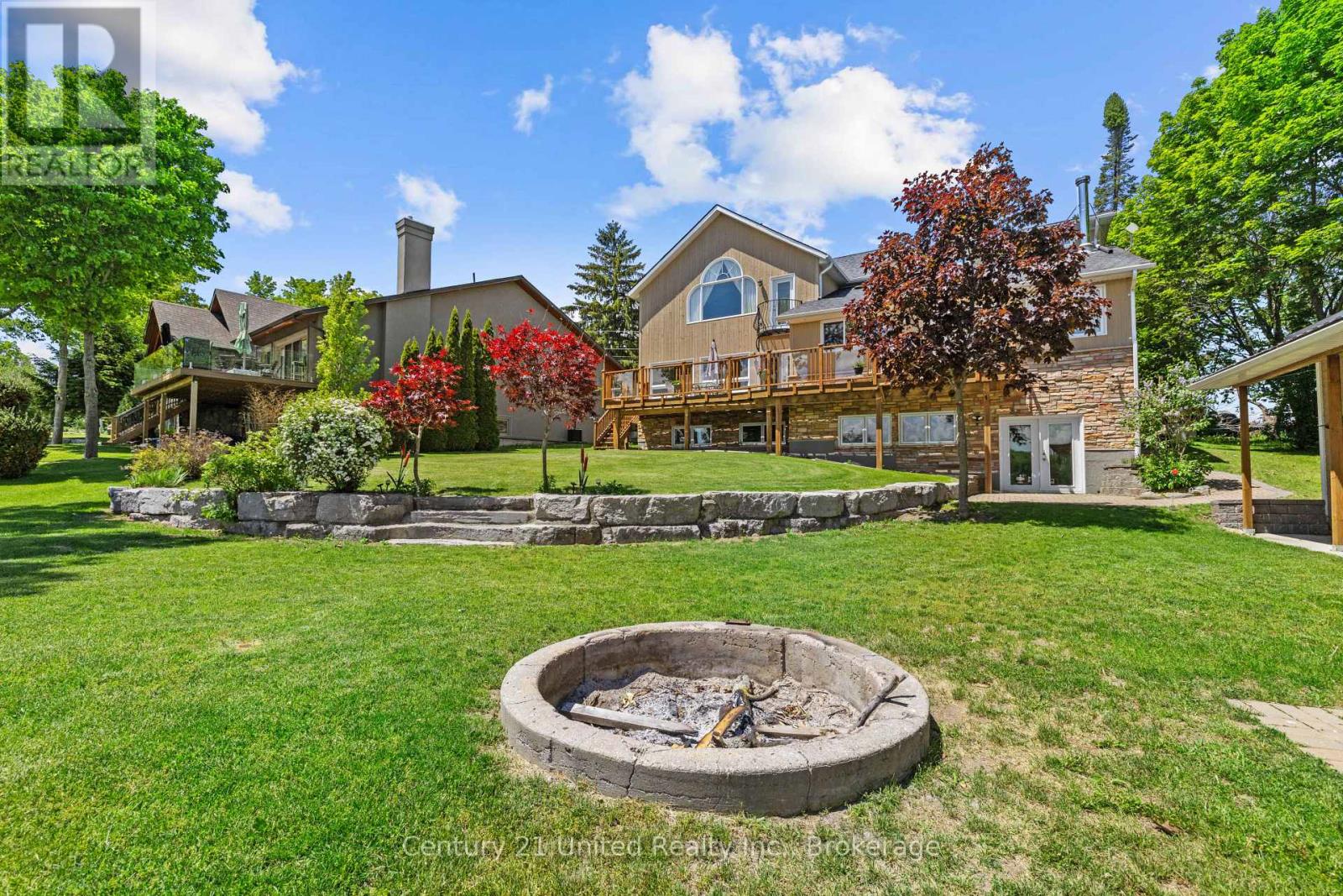 825 SOUTHVIEW DRIVE - 33