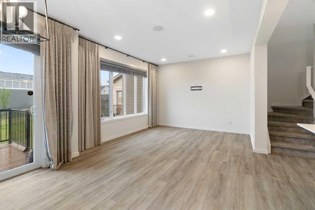 15 Homestead Close NE - 15