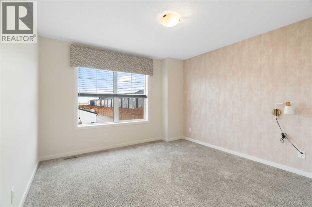 15 Homestead Close NE - 24