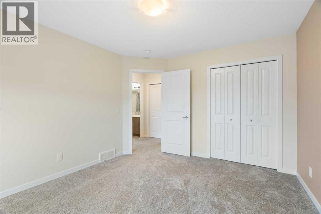 15 Homestead Close NE - 27
