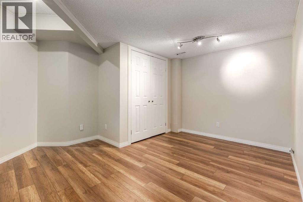 #1 6202 Bowness Road NW - 27