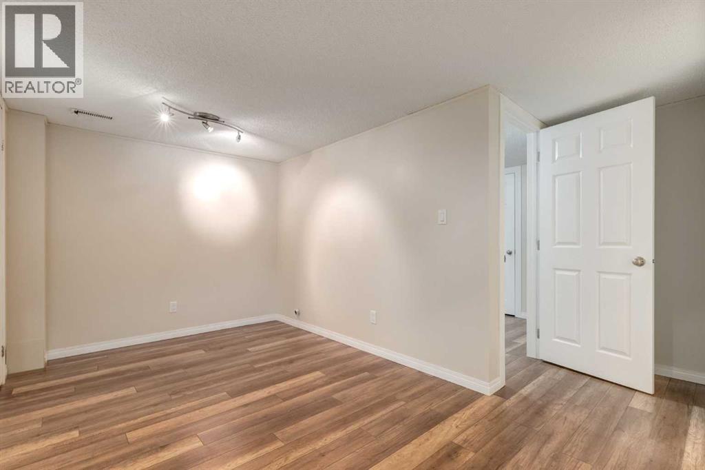 #1 6202 Bowness Road NW - 29