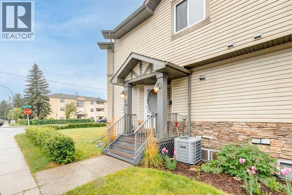 #1 6202 Bowness Road NW - 33