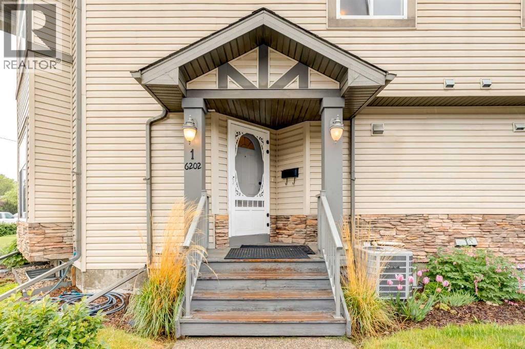 #1 6202 Bowness Road NW - 35
