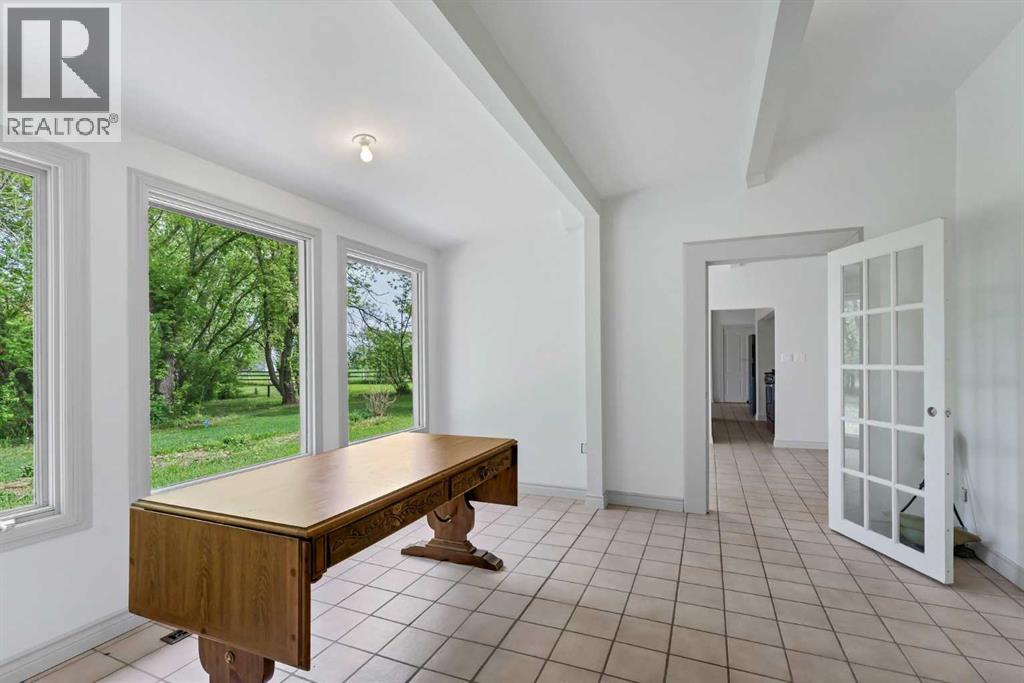 154070 TWP RD 191 - photo 5