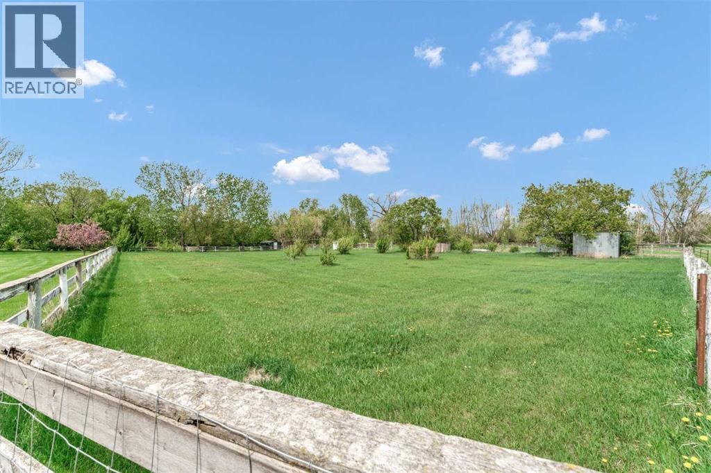 154070 TWP RD 191 — photo 47