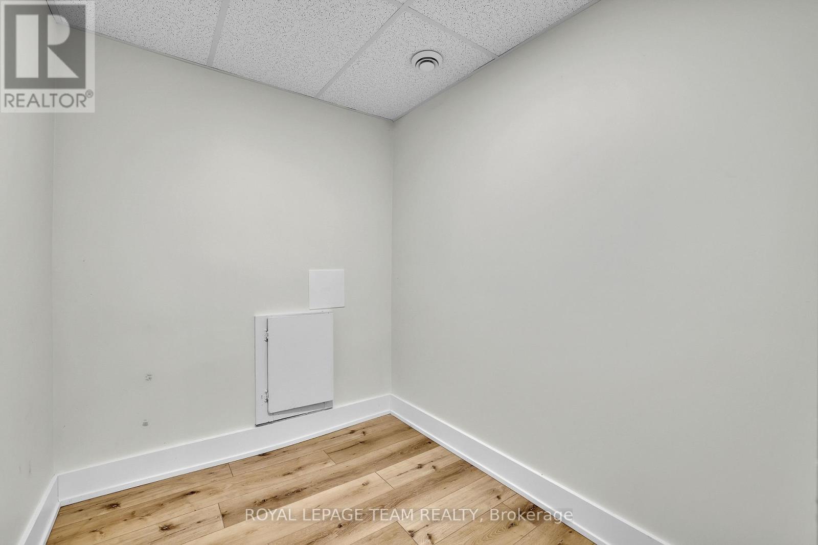 2 Bed, 1 Bath Multi-Family for Rent in Ottawa – A (MAIN LEVEL) – 531 MCLEOD STREET, Ottawa – MLS# X13231220 - Image 17