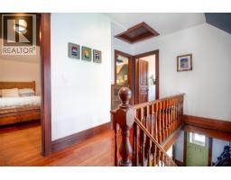 409 Third Street E, Revelstoke, BC V0E2S0 Photo 13