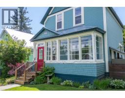 409 Third Street E, Revelstoke, BC V0E2S0 Photo 28