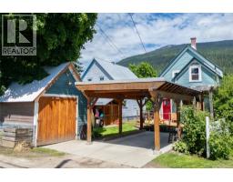 409 Third Street E, Revelstoke, BC V0E2S0 Photo 33