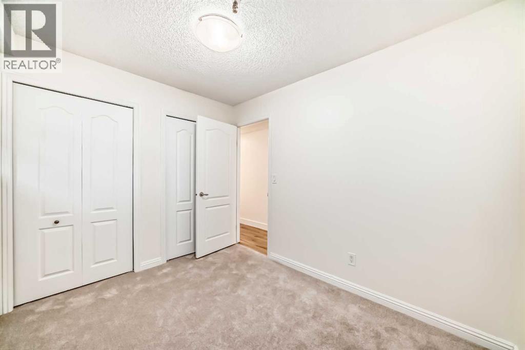 #108 647 1 Avenue NE - 24