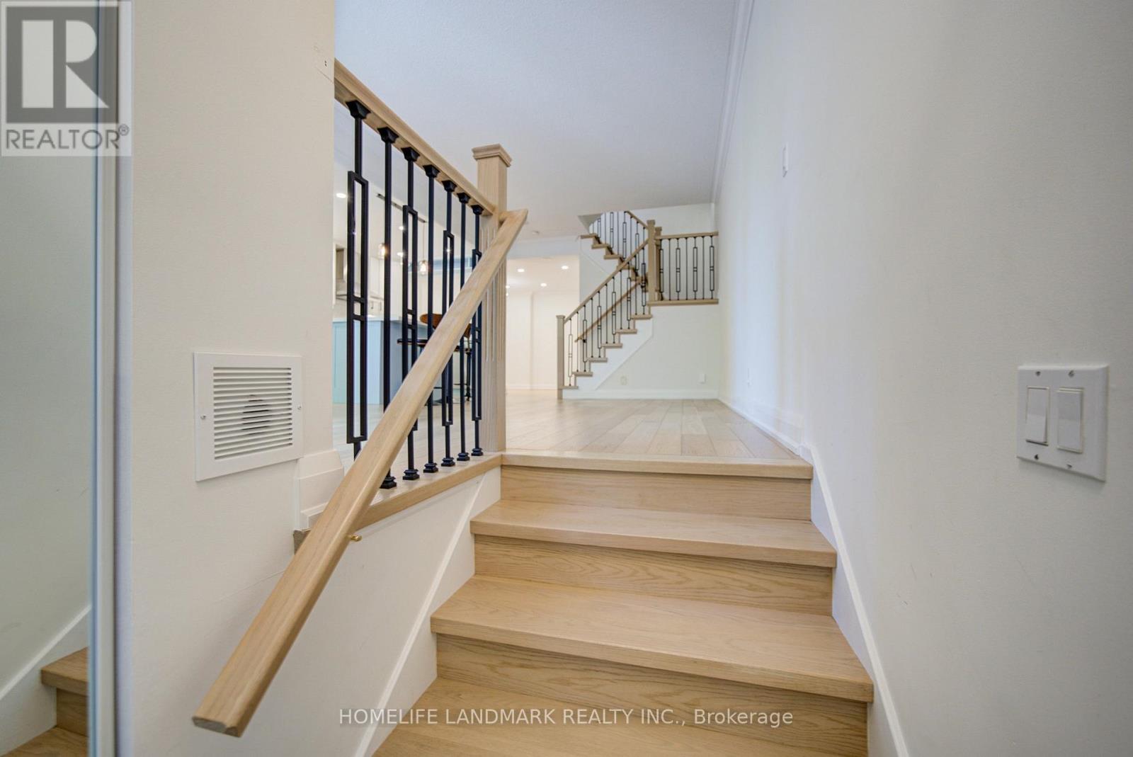 #106 5418 YONGE STREET - 6